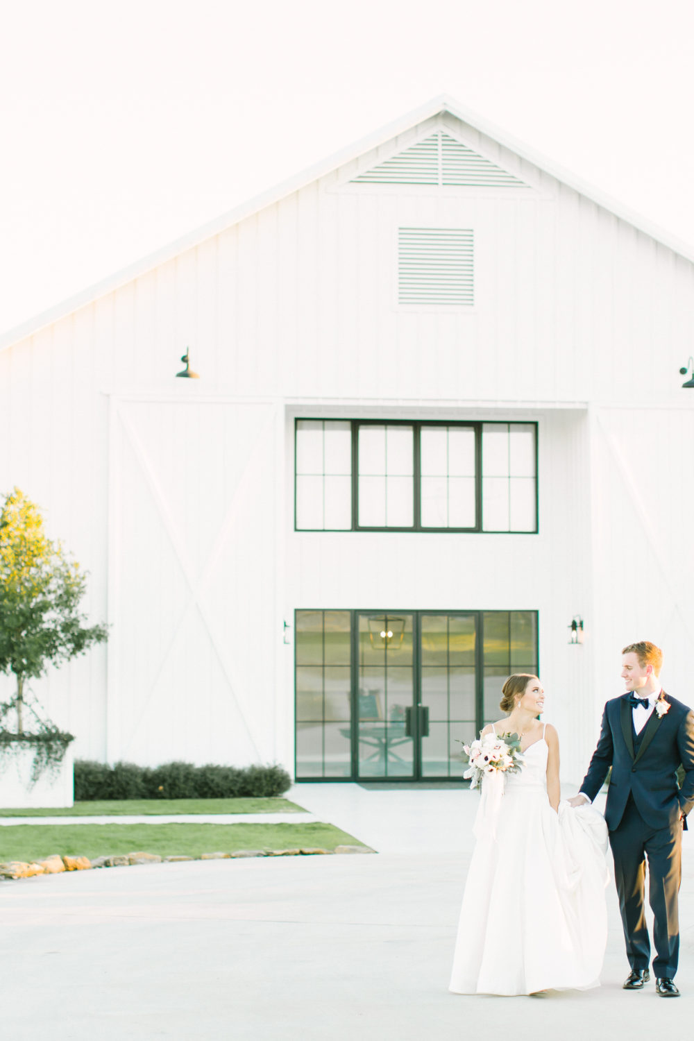 Maddie & Ryan | Farmhouse Wedding